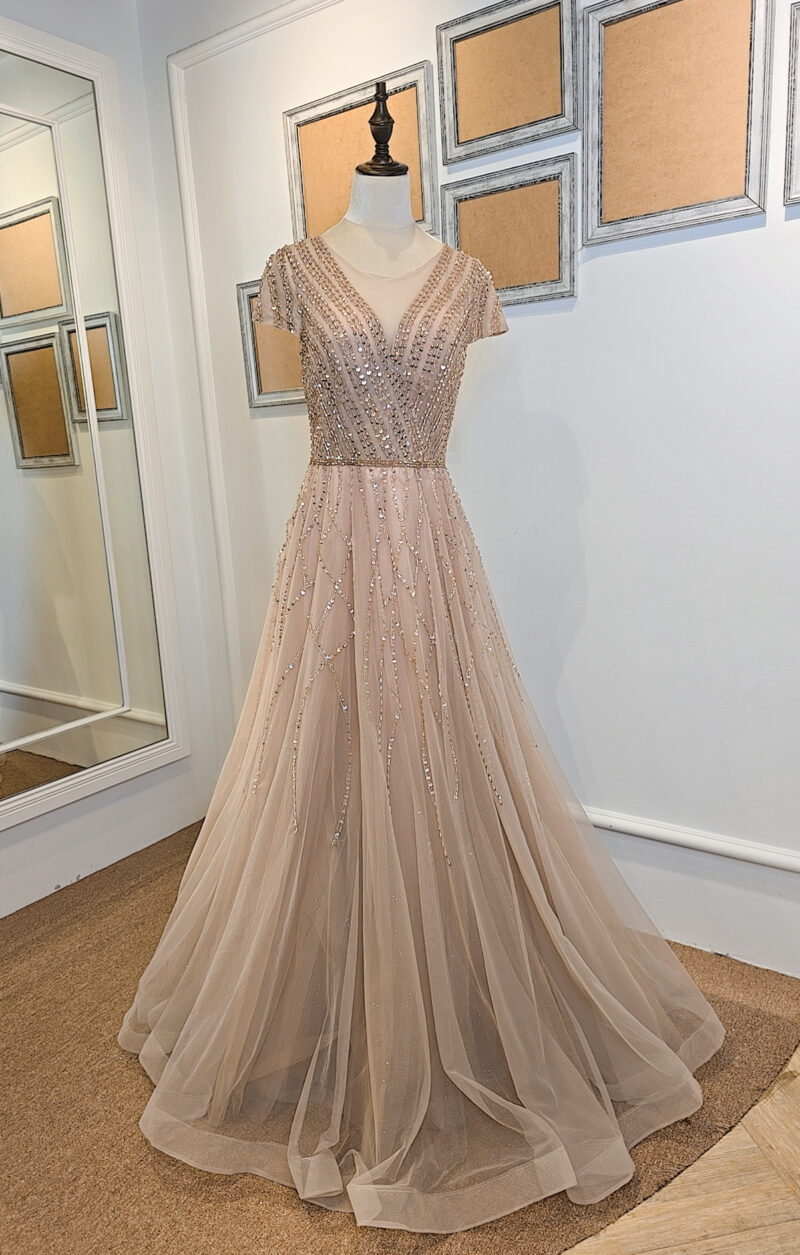 Elke Gown